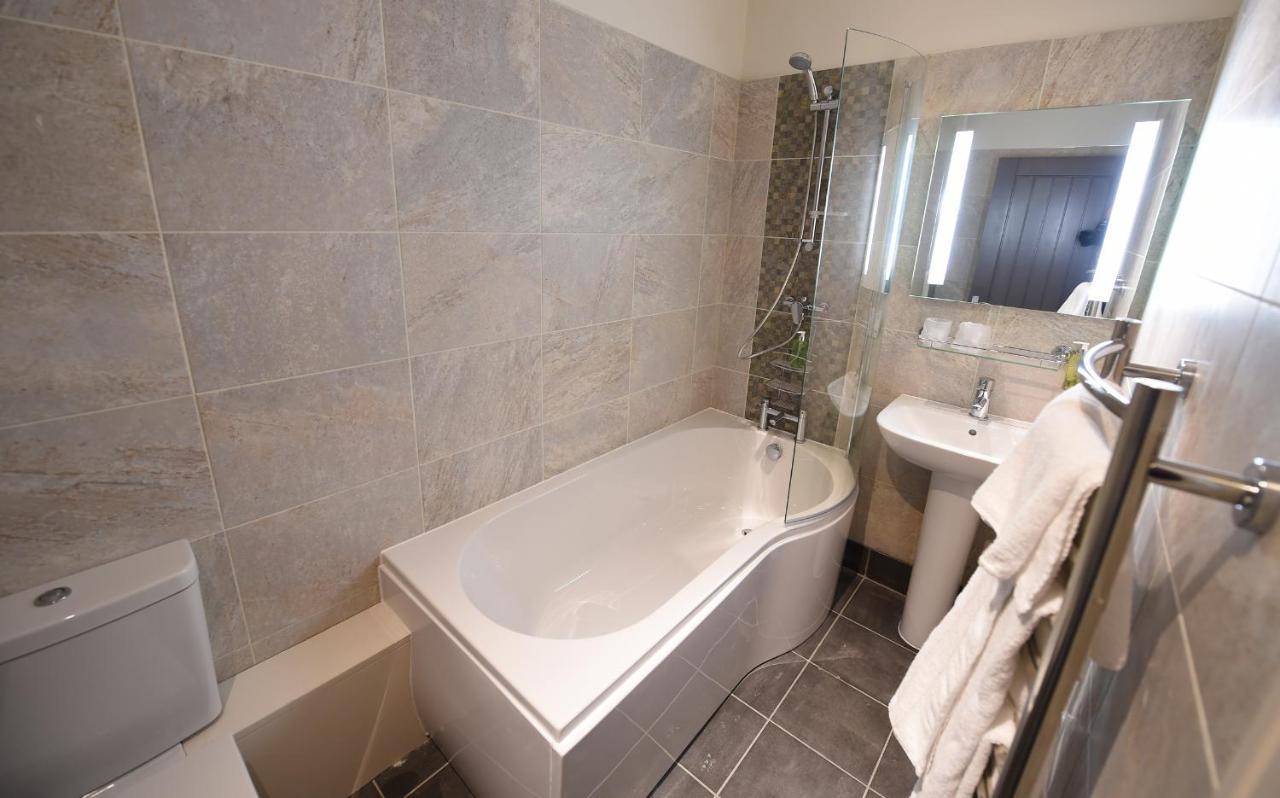 Kings Arms Hotel Holme  Экстерьер фото