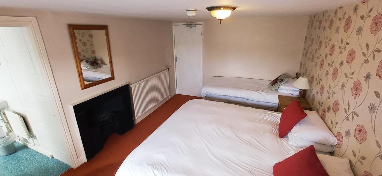 Kings Arms Hotel Holme  Экстерьер фото