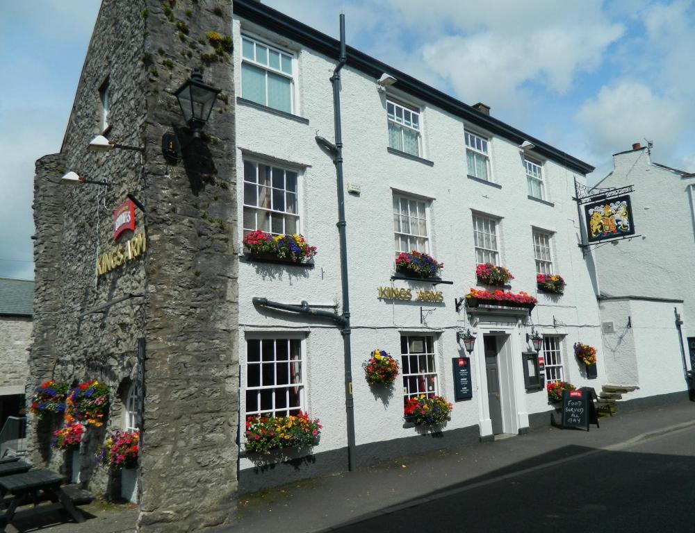 Kings Arms Hotel Holme  Экстерьер фото